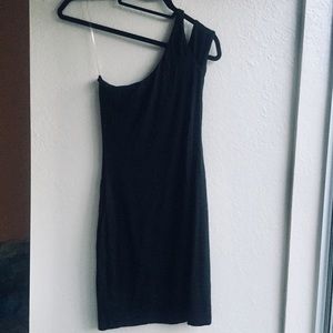 Bloomingdales one shoulder little black dress